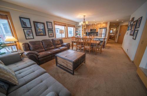 Mountain House House | Liftside 309 by SummitCove Lodging