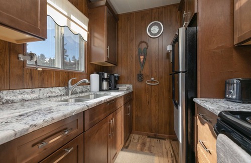Breckenridge House | Lil’ Heaven on Peak 7 Home: Charming, Dog-Friendly