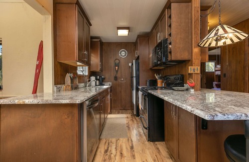 Breckenridge House | Lil’ Heaven on Peak 7 Home: Charming, Dog-Friendly