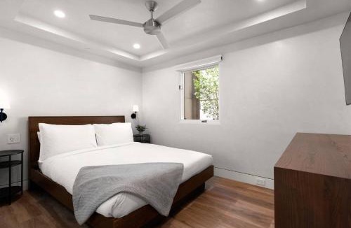 Aspen House | Little Nell Condo 03