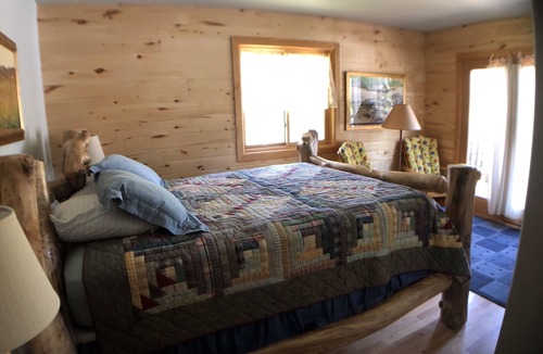 Meeker Cabin | Live Your Outdoor Dreams Without "Roughing It"
