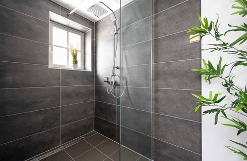 Ludwigsvorstadt-Kliniken Apartment | Living in Munich City Center