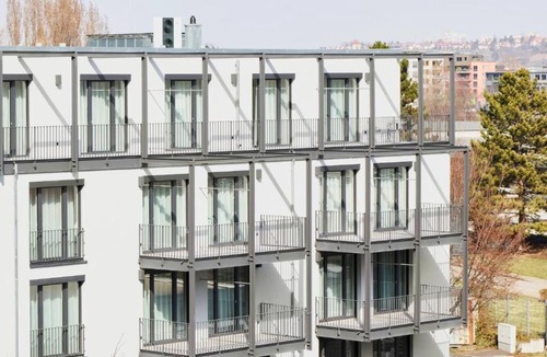 Berg Apartment | Livisit Bergpartment 37 - Doppelbettzimmer 27 qm - mit Südbalkon