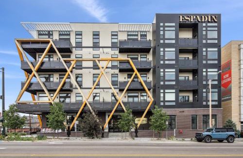 Highland House | Lofted Living | Espadin LoHi