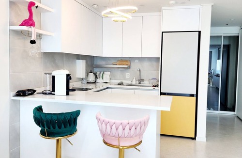 Marine City Apartment | Lovely 1-bedroom apartment with AC in vibrant 부산