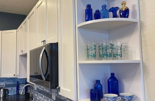 La Junta Apartment | Lovely 1 bedroom suite in Historic La Junta home- cozy, clean & convenient stay