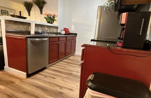 Southeast Colorado Springs Apartment | Lovely 2 Bedroom in the Heart of Colorado Springs