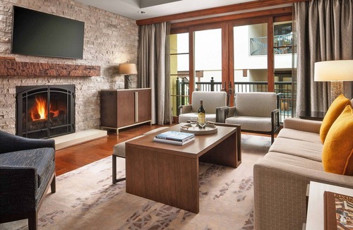 Vail Hotel | Luxurious 2 Bedroom in Vail - Family Friendly Resort On The Slopes!