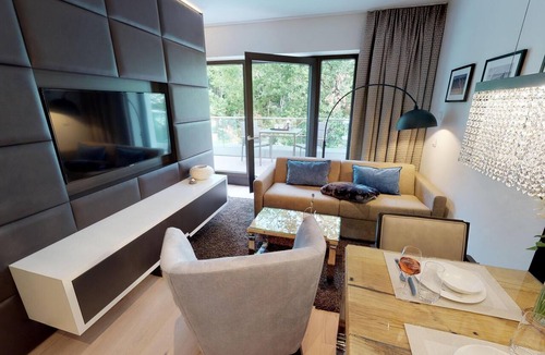 Timmendorfer Strand Apartment | Luxurious vacation apartment 3.07 with balcony - dog-friendly, close to the beach & barrier-free