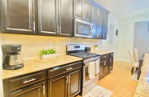 Cottonwood House | Luxury 4 bedroom single family home located in a decent neighborhood