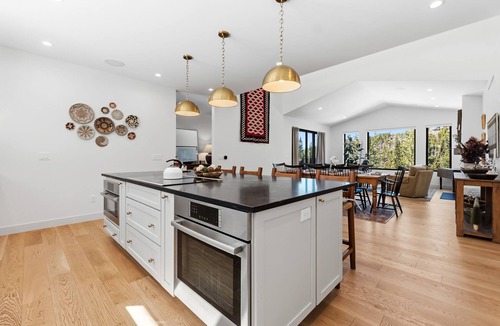 Breckenridge Park Estates House | Luxury Breck Gem | Chefs Kitchen + Great Views