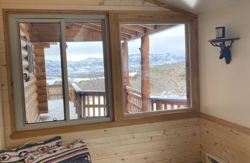 Mesa Cabin | Luxury Cabin on 20 Acres with Mountain Views