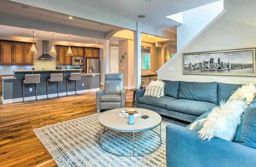 Washington Park West House | Luxury Denver Home w/ Outdoor Oasis & Hot Tub