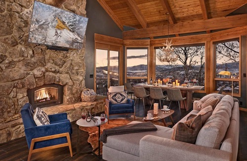Steamboat Springs House | Luxury Grande + Mountain Views + Close to Skiing - Glacier Grande