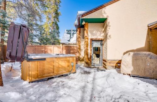 Keystone House | Luxury Keystone Cabin w/Hot Tub, 1 Mi to Lifts!