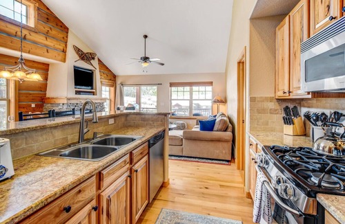 Rendezvous House | Luxury Mountain Chalet 200 /Hot Tub & Great Views /Best Price - $500 FREE Activities Daily
