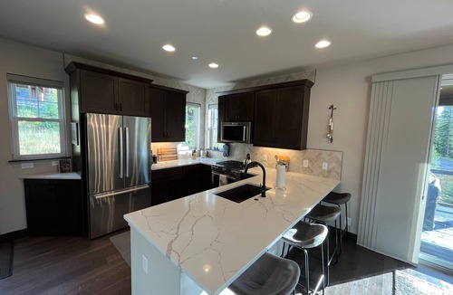 Rendezvous House | Luxury Mountain Home I Hot Tub I Trail Access I Quiet I Minutes to Winter Park
