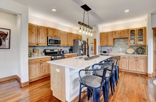 Rendezvous House | Luxury Mountain Villa 250 /Hot Tub /Peloton /Views /Best Price - $500 FREE Activities Daily