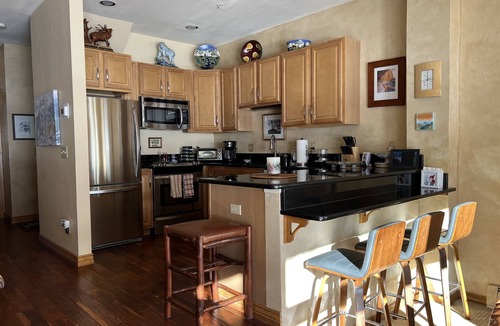 East Village at Copper House | Luxury Summer-Winter 3 BdR, 3Bath Townhouse