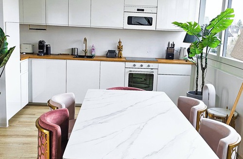 Obersendling Apartment | Luxus Dachgeschoss Wohnung - 9 min from Octoberfest