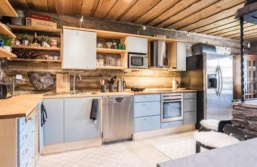 Viitasaari House | Mäntyranta lodge by Interhome