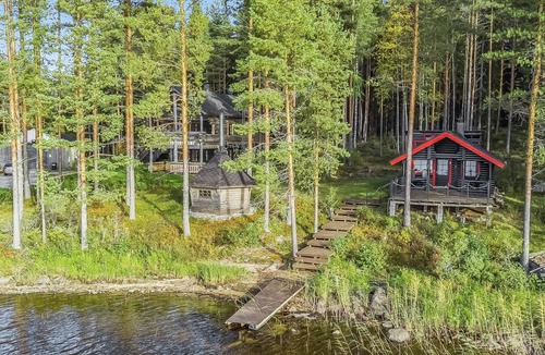 Viitasaari House | Mäntyranta lodge by Interhome