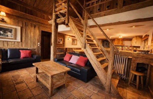 Reberty Ski Chalet | Magnificent chalet for 15 people at the foot of the slopes