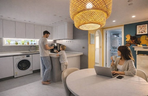 Cheongdam Villa | Maison de Pepperoni Cheongdam N.4 COEX, Resting after plastic surgery