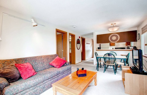 Warrior's Mark Condo | Mark IX #6: Outstanding Location - Close to Town and Slopes - Free Shuttle