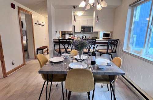 Warrior's Mark Condo | Mark IX Alpine Condo Cozy Mtn Condo 1 mile to Breck Main St + Slopes