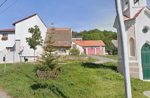 Trebonice House | Maygarden Wellness Countryside Cottage Prague