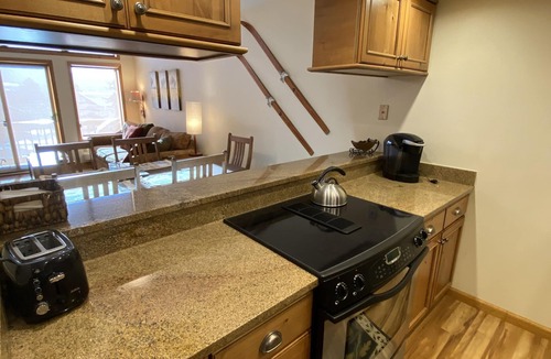 Fraser House | Meadow Ridge Townhouse with Byers Peak View