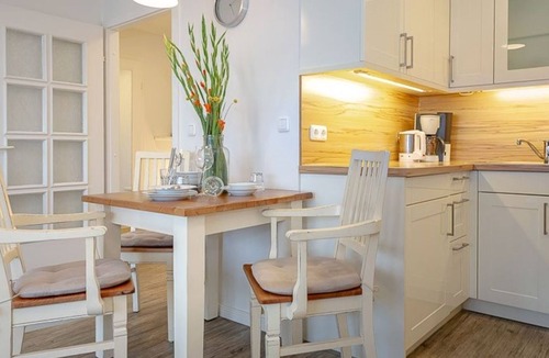 Sylt Apartment | Meeresrauschen - Haus Dünenburg, Elisabethstraße 9 - Diese Freundlich Eingerichtete 2-zimmer-wohnung
