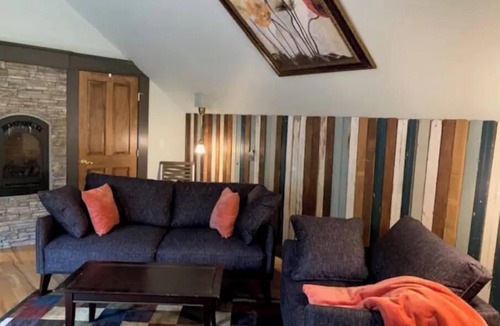 Pueblo Apartment | Mesa Junction Historic Property 1 Bdrm Guesthouse
