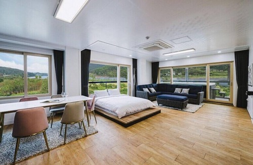 Oeseo House | Milky Way Pension