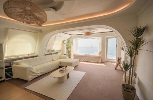 Haeundae House | Mocean Stay #oceanview #group