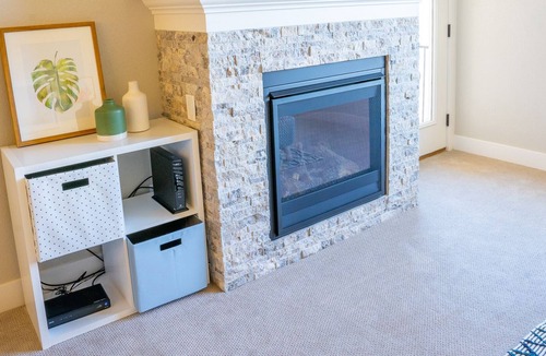 Centerra Apartment | Modern and brand New apartment Loveland