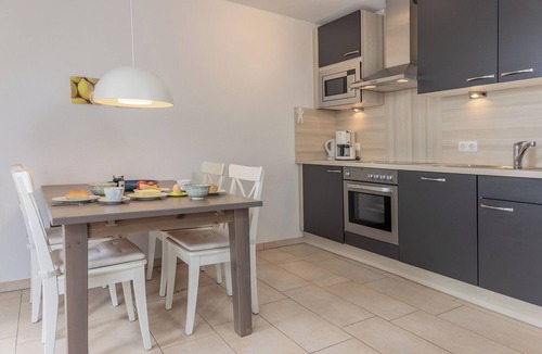 Carolinensiel Apartment | Modern and modern: The bright, comfortable upper floor apartment has room for