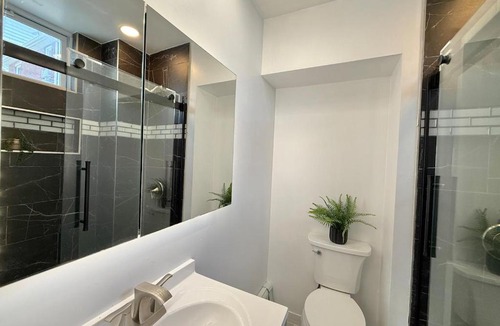 North Bergen Apartment | Modern apartment close to NYC