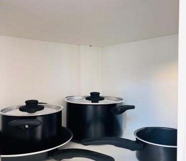 Dobling Apartment | Modern Apartment Close to Subway & Vineyards