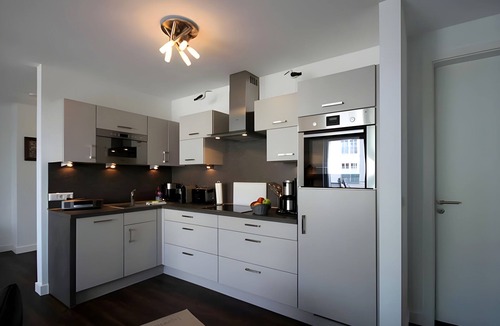 Boergerende-Rethwisch Apartment | Modern apartment with partial sea view, private balcony and close to the beach