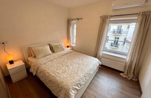 Petrska ctvrt Apartment | Modern Attic Apt in Old Town | TV | Washer & Dryer