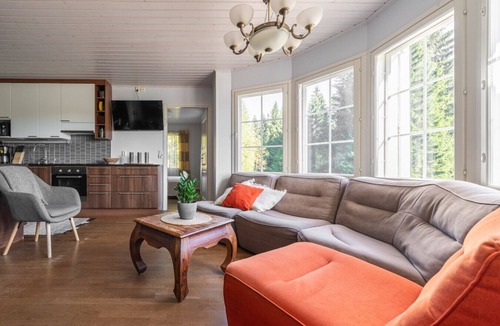 Nilsia Villa | Modern cottage with Hot Tub and Private Sauna Close to the Tahko Ski Slopes