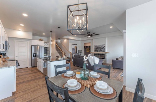 Grand Junction House | Modern cozy 4-bedroom house in pleasant Grand Junction