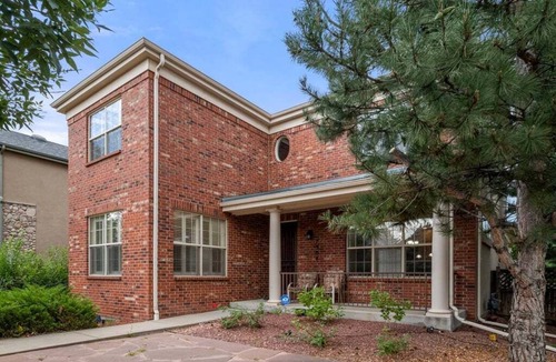 Lowry Field House | Modern Home in Upscale Neighborhood