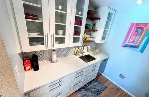 Lafayette Condo | Modern Lafayette Condo Near Waneka Lake - Garage, Trails & Easy Boulder Access