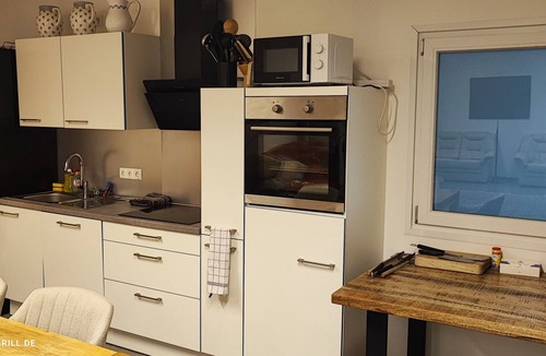 Veitshoechheim Apartment | Modern loft apartment near Würzburg with WLAN parking lot Grill+ 75 inch TV