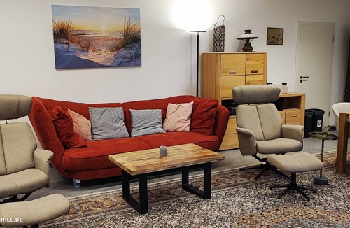 Veitshoechheim Apartment | Modern loft apartment near Würzburg with WLAN parking lot Grill+ 75 inch TV