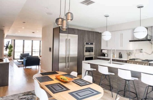 North Bergen Condo | Modern Luxury 4BR Home Den NYC Views