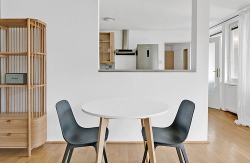 Mariahilf Apartment | Modern Mariahilf 1BR w/Elevator & A/C, close to dining, by Blueground
